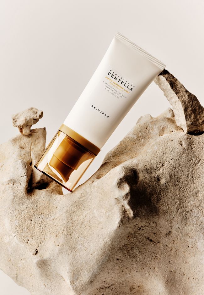 SKIN1004 - Madagascar Centella Air-Fit Suncream Light SPF30 PA++++ 50ml